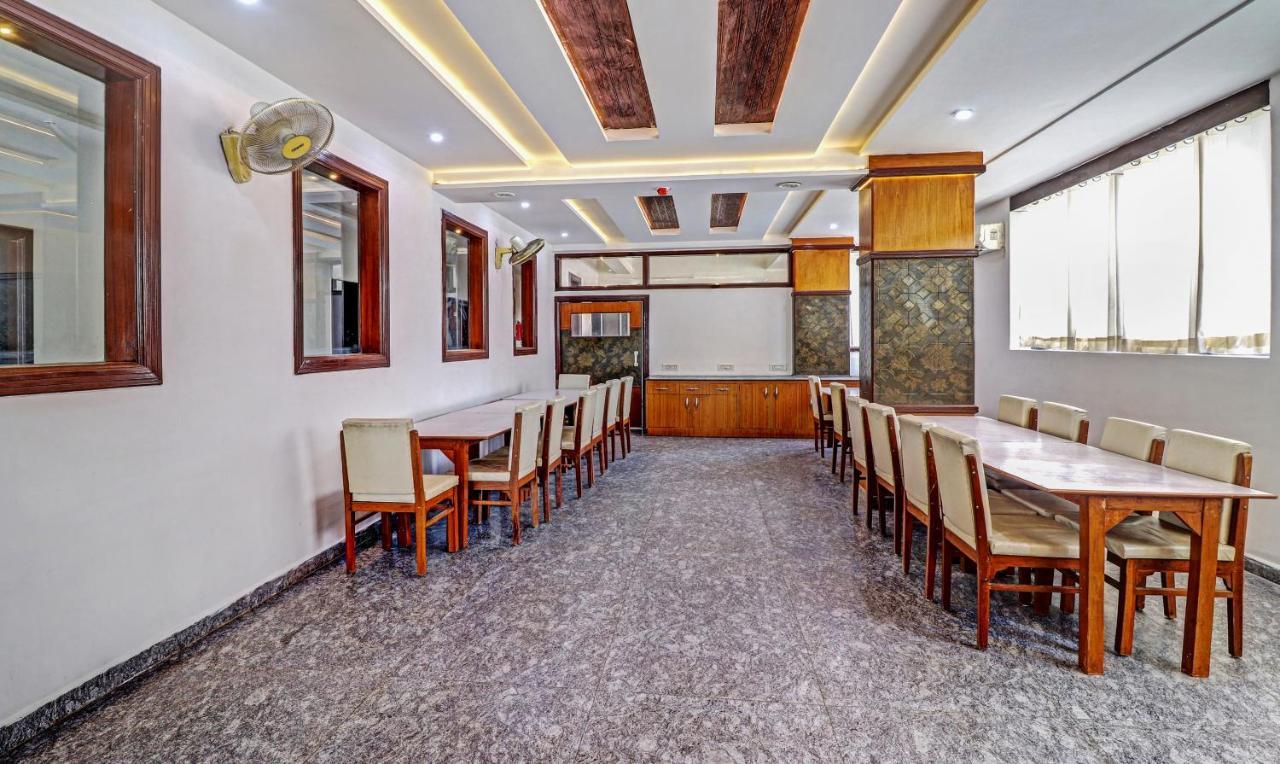 Hotel G B Palace