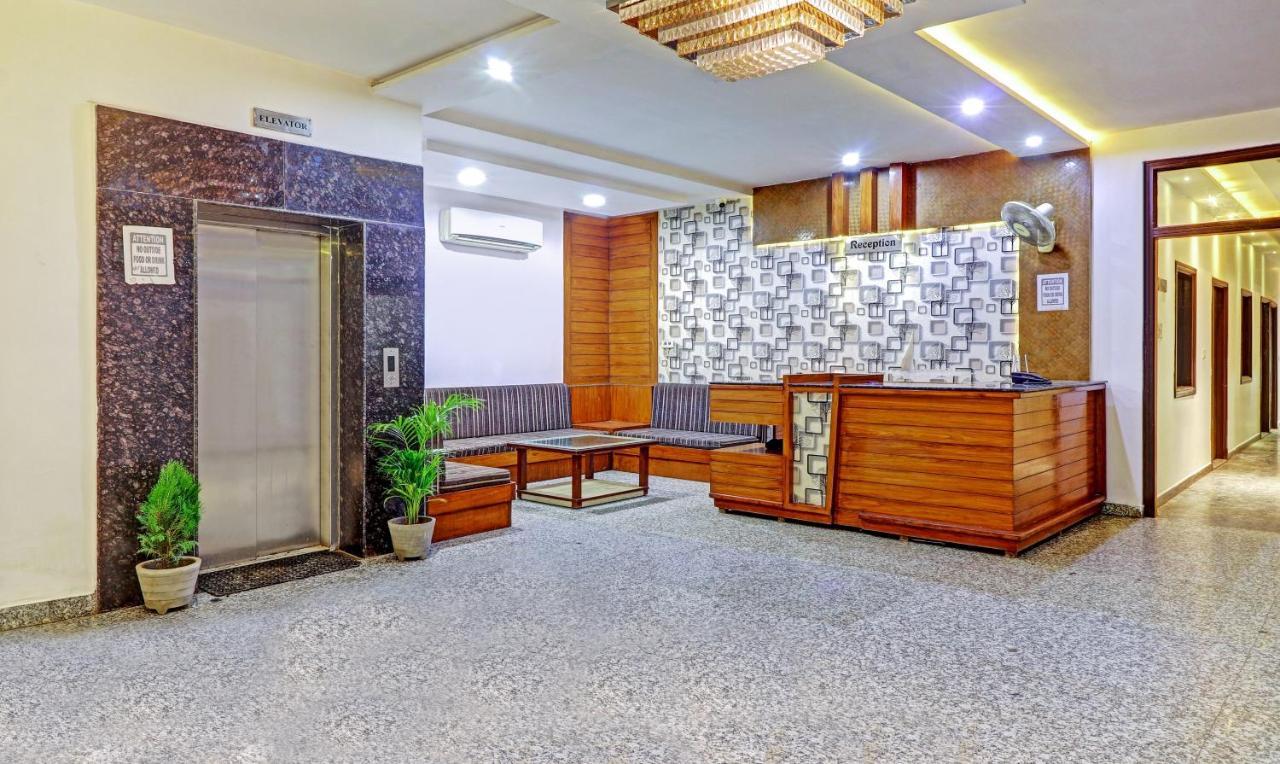 Hotel G B Palace 3*