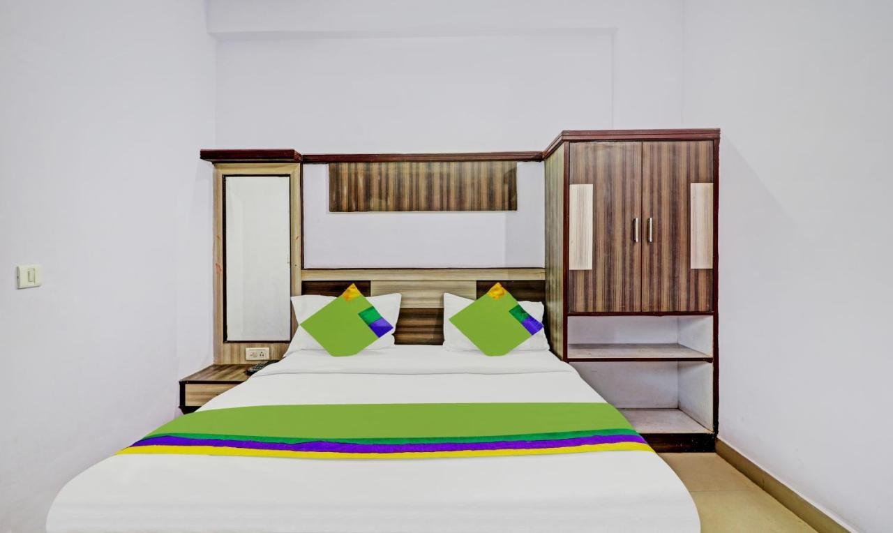 G B Palace 3* Agra (Uttar Pradesh)